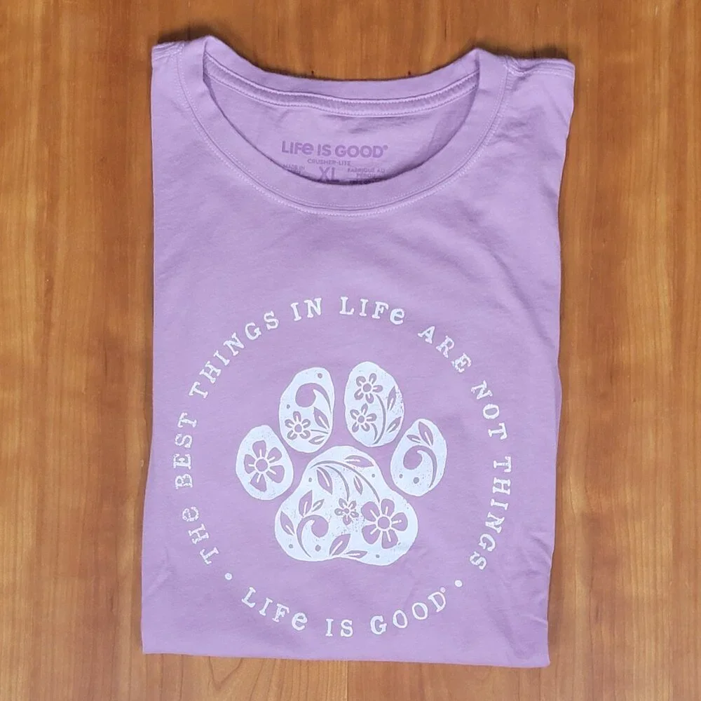 Life Is Good Lavender Pawprint The Best Things In Life Are Not Things - XL - Picture 1 of 6